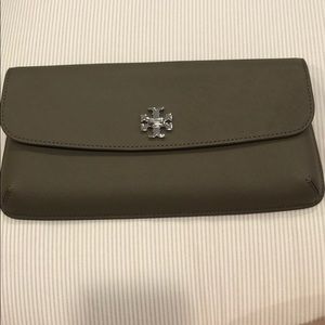 Brand new Tory Burch clutch